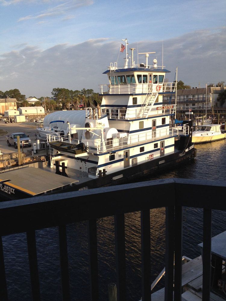 Moorings Marina at Carrabelle: 1000 US Hwy 98, Carrabelle, FL 32322